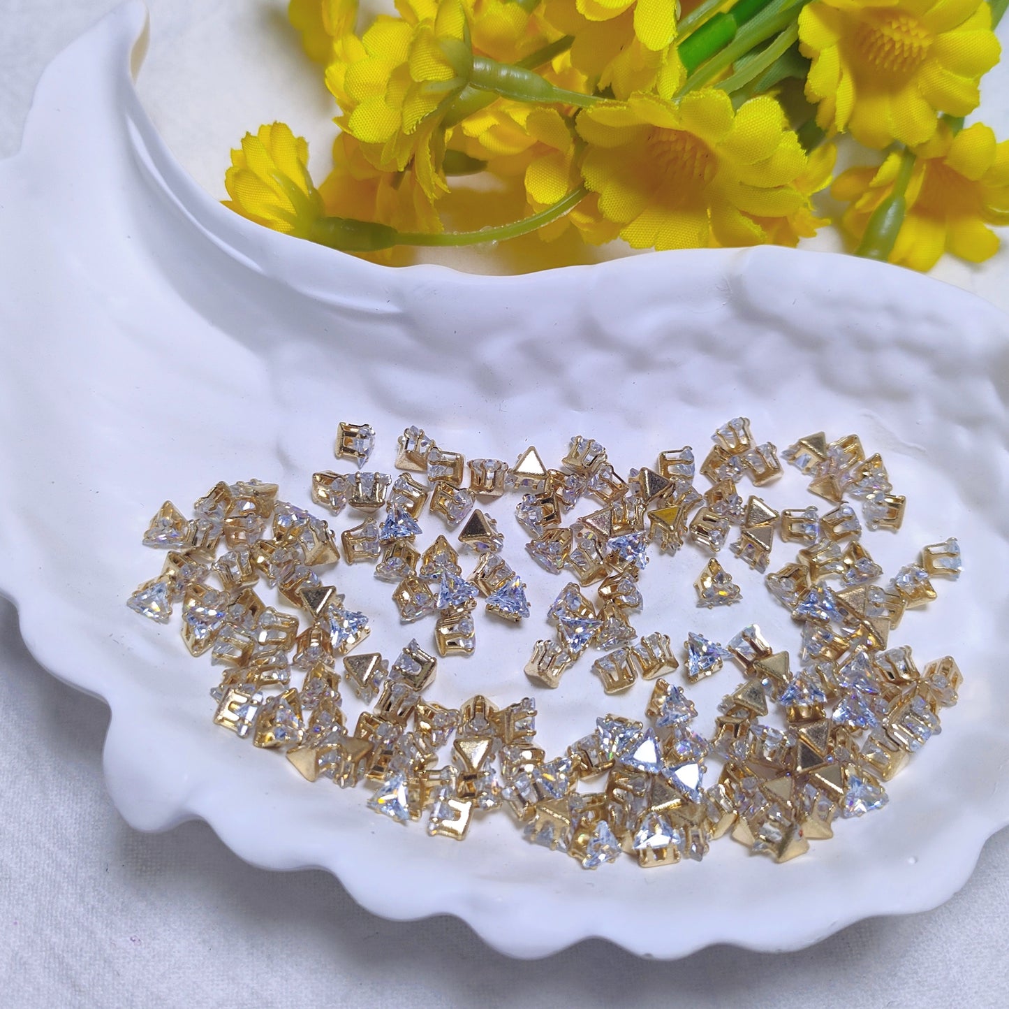 4mm triangle zircon rhinestones with golden and silver base for DIY bracelet & necklace