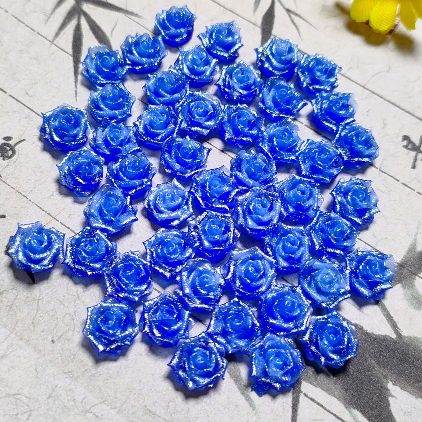 8mm resin soft roses with no-hole and curled edges 20g per bag for nail&keychian&bracelet&car hangers
