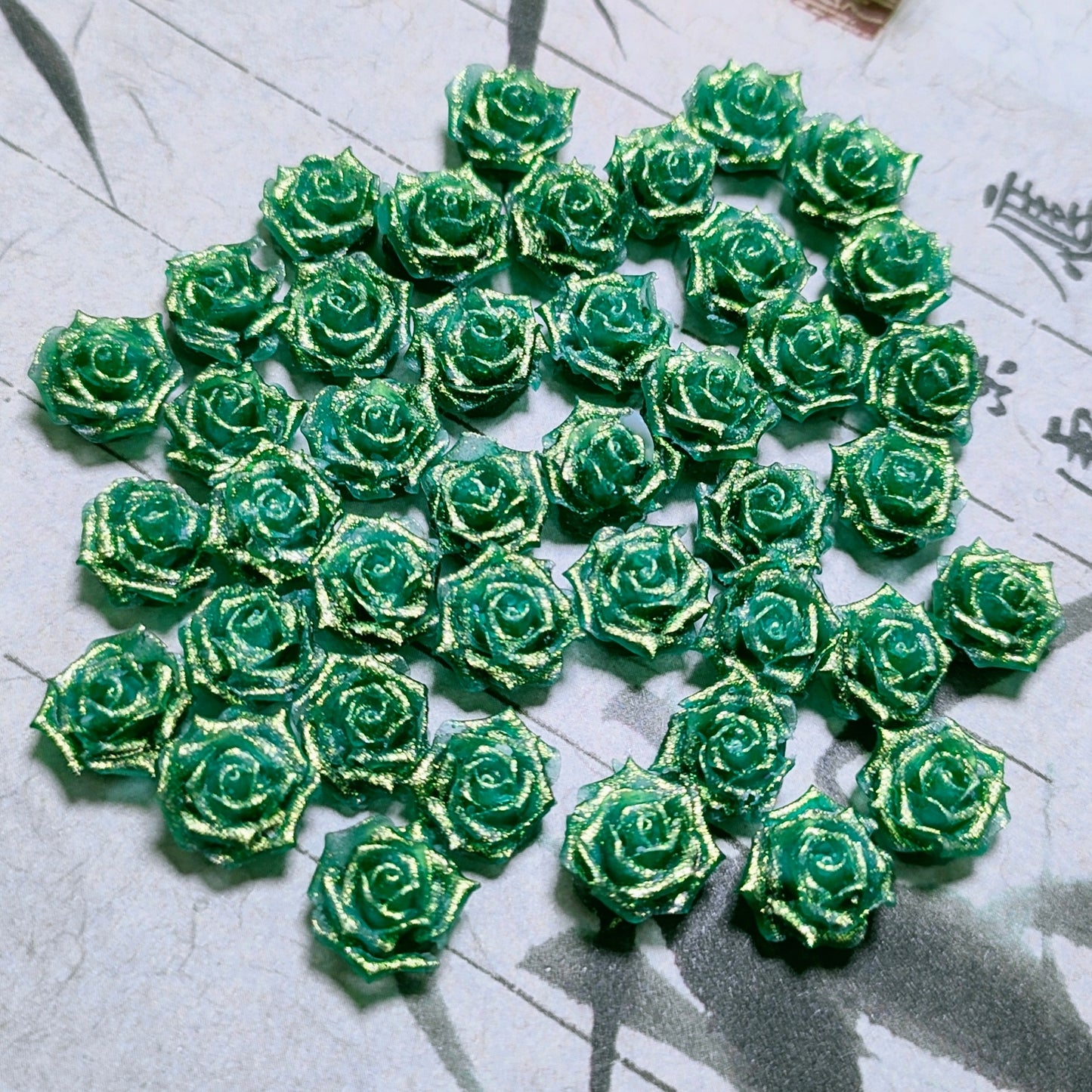 8mm resin soft roses with no-hole and curled edges 20g per bag for nail&keychian&bracelet&car hangers