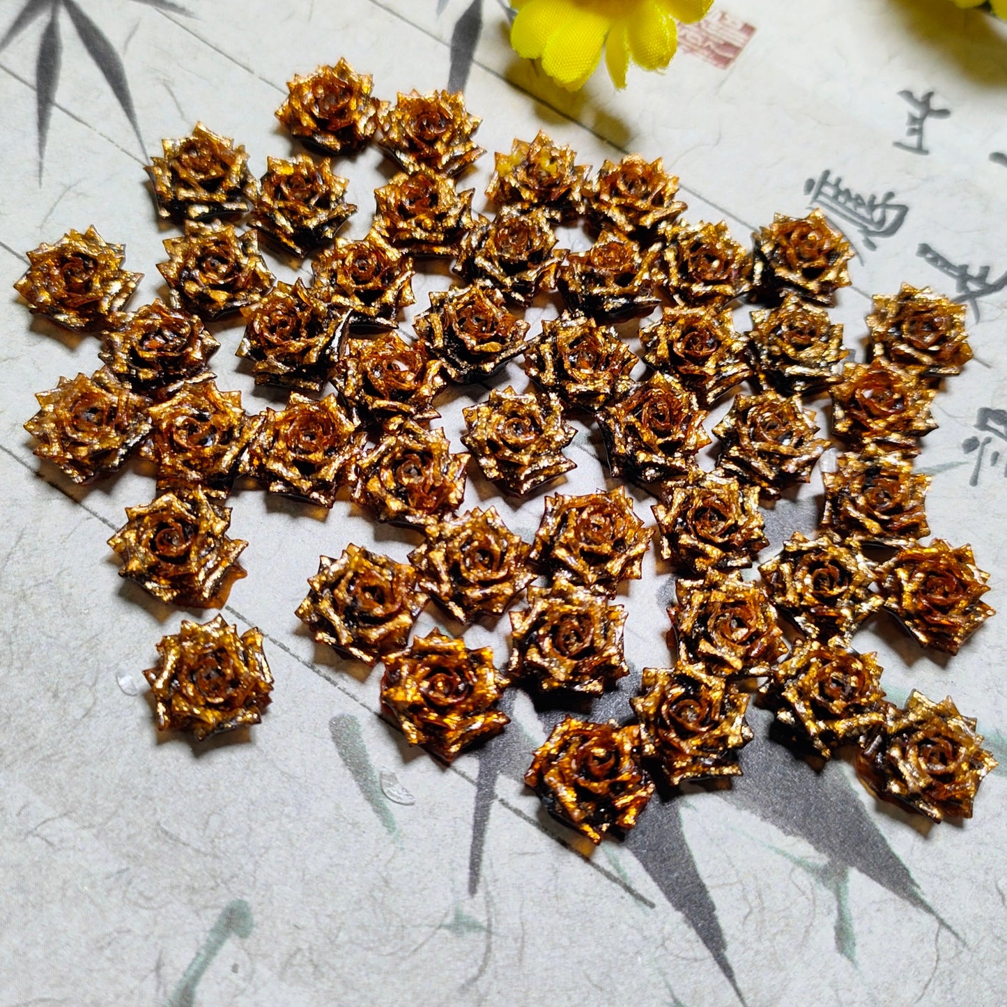 8mm&9mm soft resin true love rose &roses with no-hole and curl edge 20g per bag for nail&keychian&bracelet&car hangers