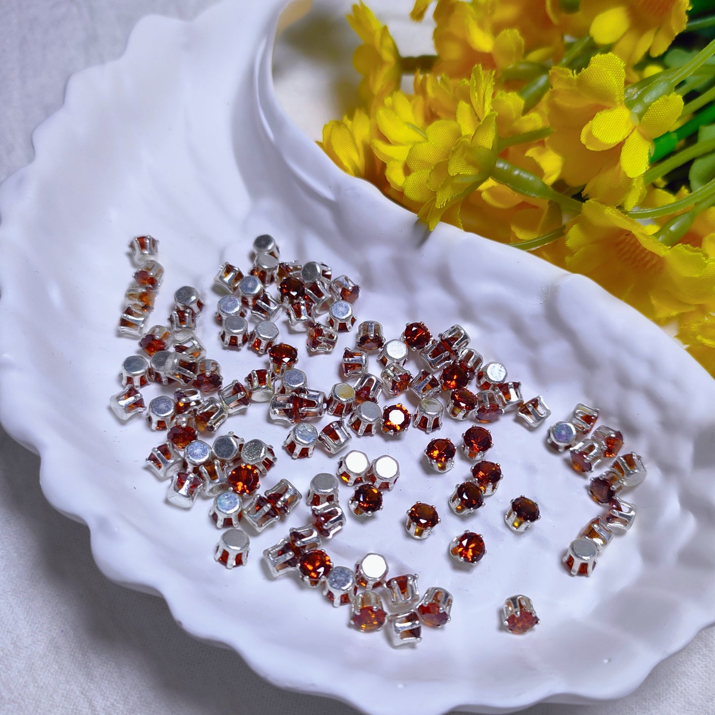 4mm round zircon rhinestones with golden and silver base for DIY bracelet & necklace