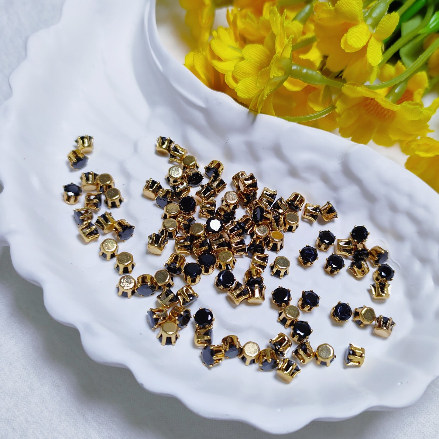 4mm round zircon rhinestones with golden and silver base for DIY bracelet & necklace