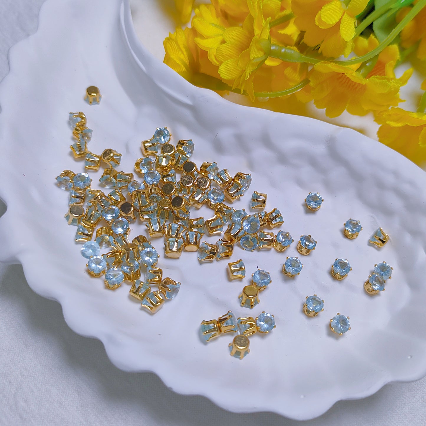 4mm round zircon rhinestones with golden and silver base for DIY bracelet & necklace