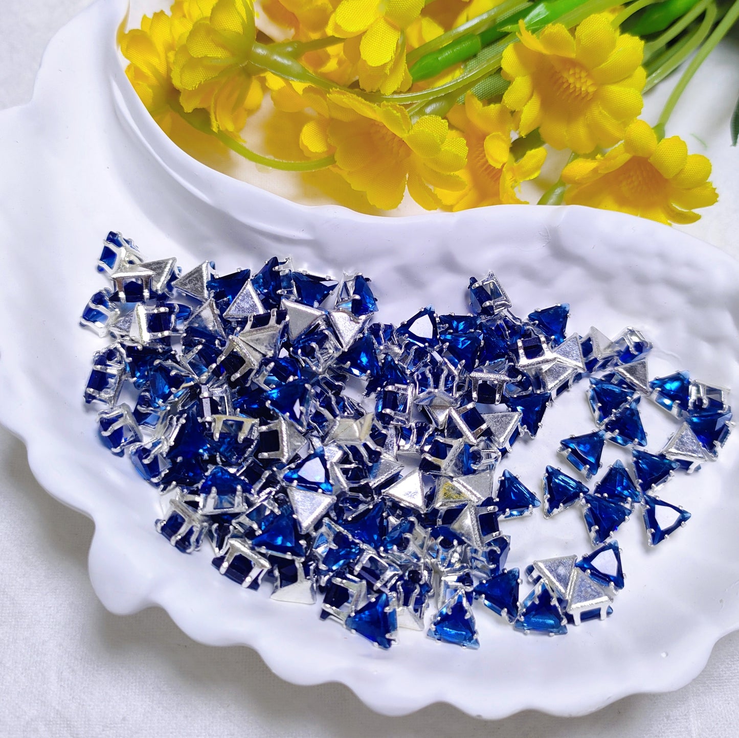 4mm triangle zircon rhinestones with golden and silver base for DIY bracelet & necklace