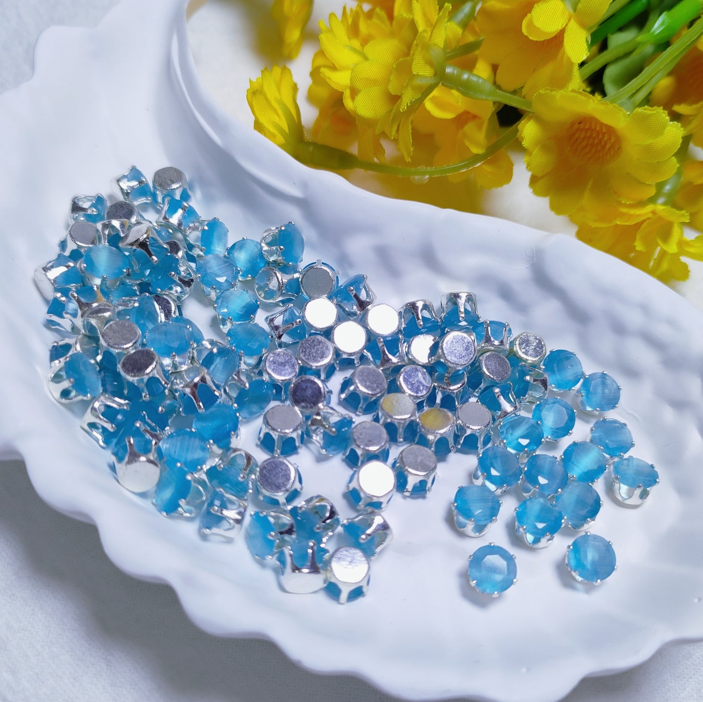 4mm round zircon rhinestones with golden and silver base for DIY bracelet & necklace